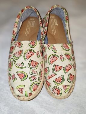 TOMS Watermelon Canvas Shoes Lightweight Breathable Shoes One For One Size 7.5